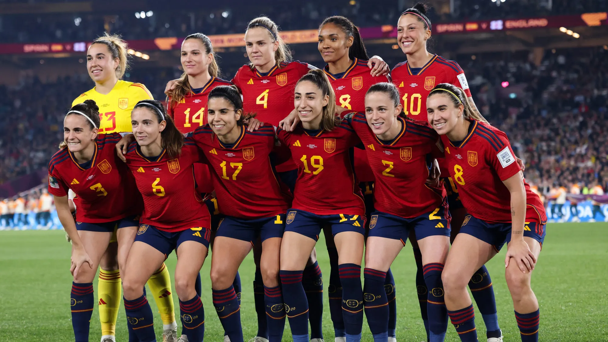ทีมฟุตบอลหญิงของสเปนยืนหยัดต่อต้านพฤติกรรมที่ไม่เหมาะสม